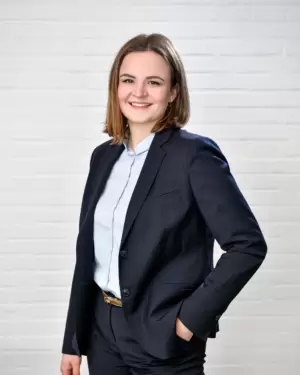 Über uns_neotares_Eva Maria Kaes