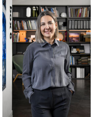 Pinar Oezer